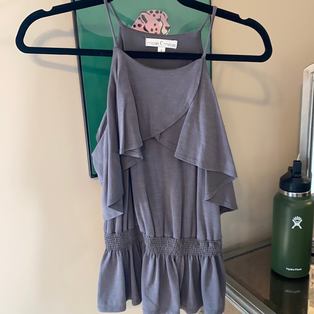 Cold shoulder top- altard state